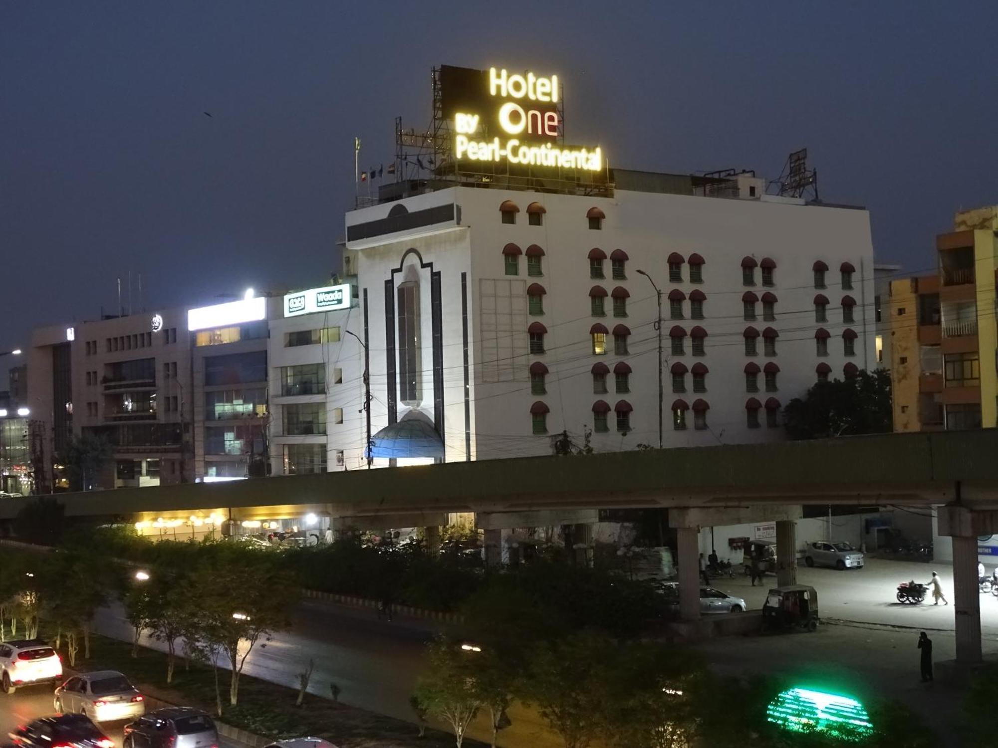 Hotel One Karachi Exterior photo